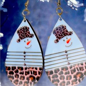 Snowman teardrop custom earrings